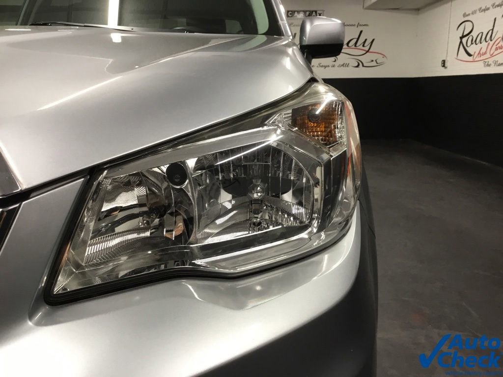 Used 2016 Subaru Forester 2.5i Premium w/ All-Weather Package AWD/4WD image 17
