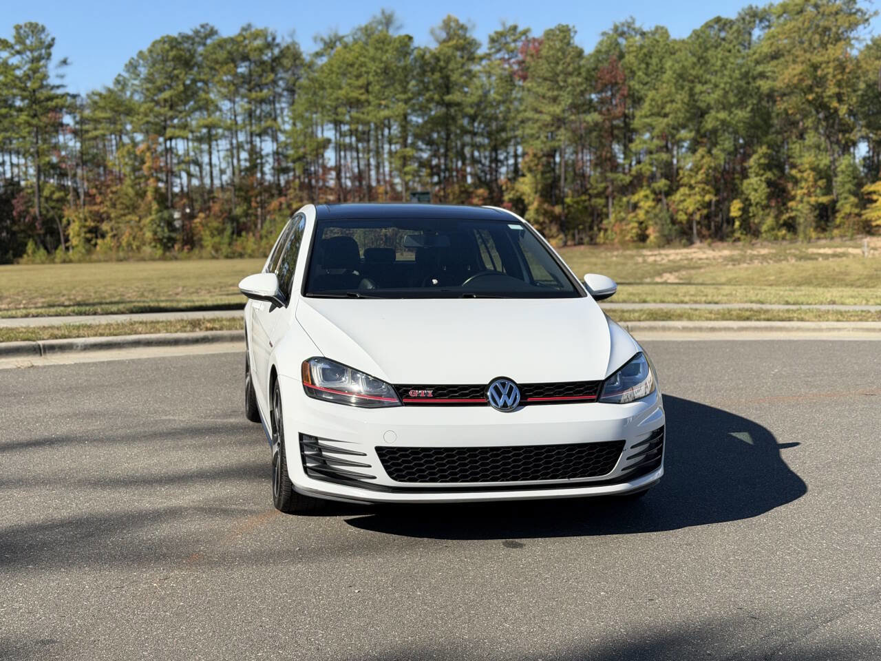 Used 2017 Volkswagen GTI SE