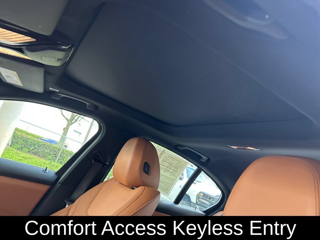 Used 2025 BMW 330i xDrive Sedan AWD/4WD image 20