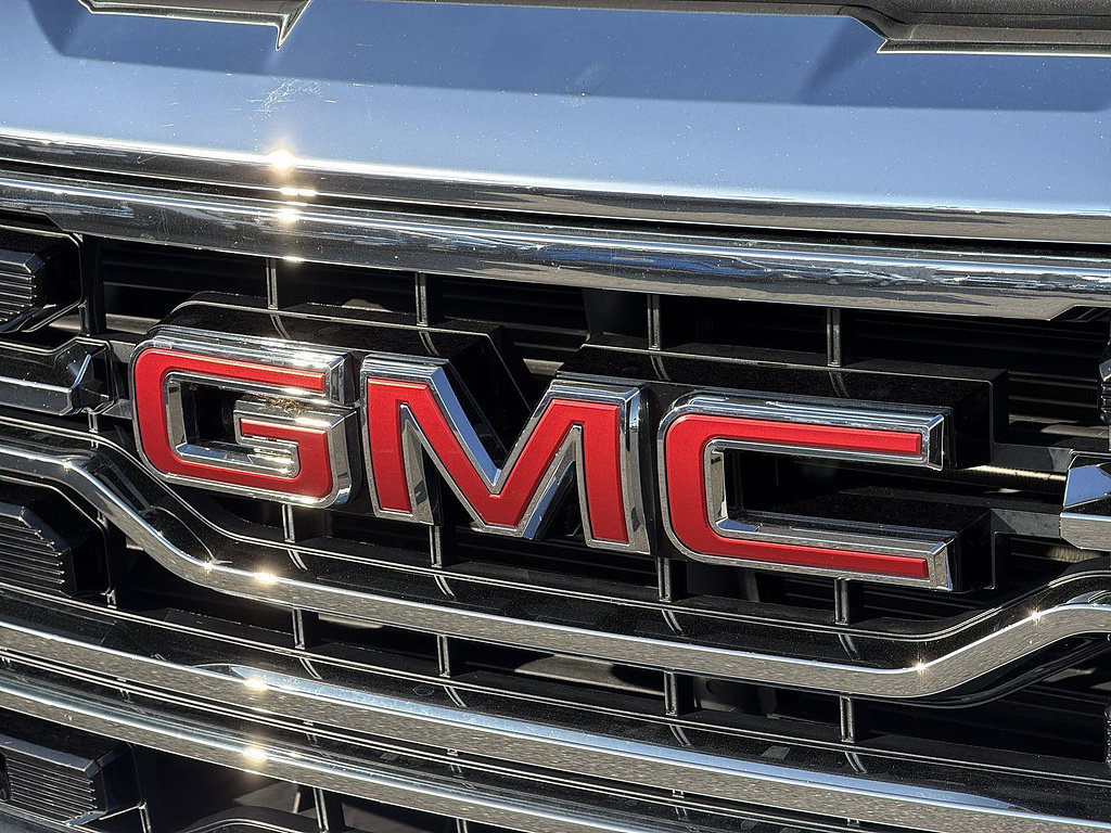 Used 2026 GMC Sierra 1500 SLT RWD image 30