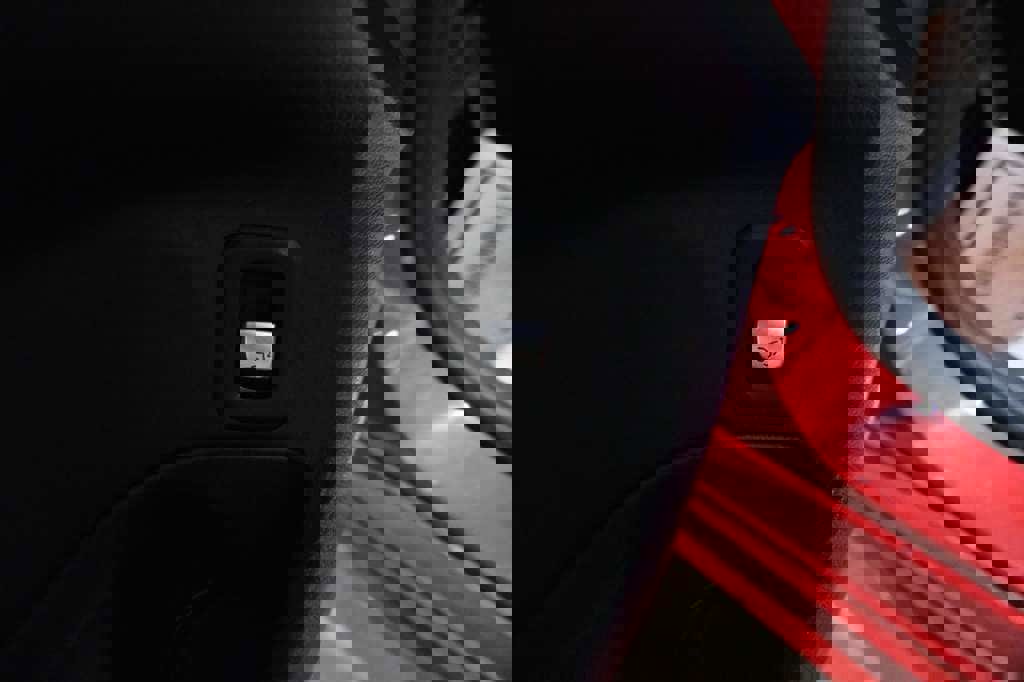 Used 2018 Mercedes-Benz C 43 AMG 4MATIC Sedan w/ Parking Assist Package image 21