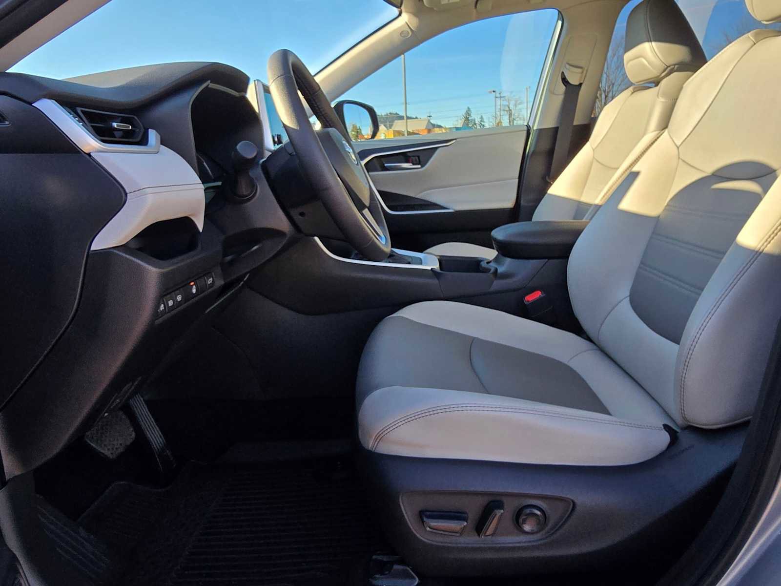 Certified 2025 Toyota RAV4 XLE Premium w/ Weather Package image 21