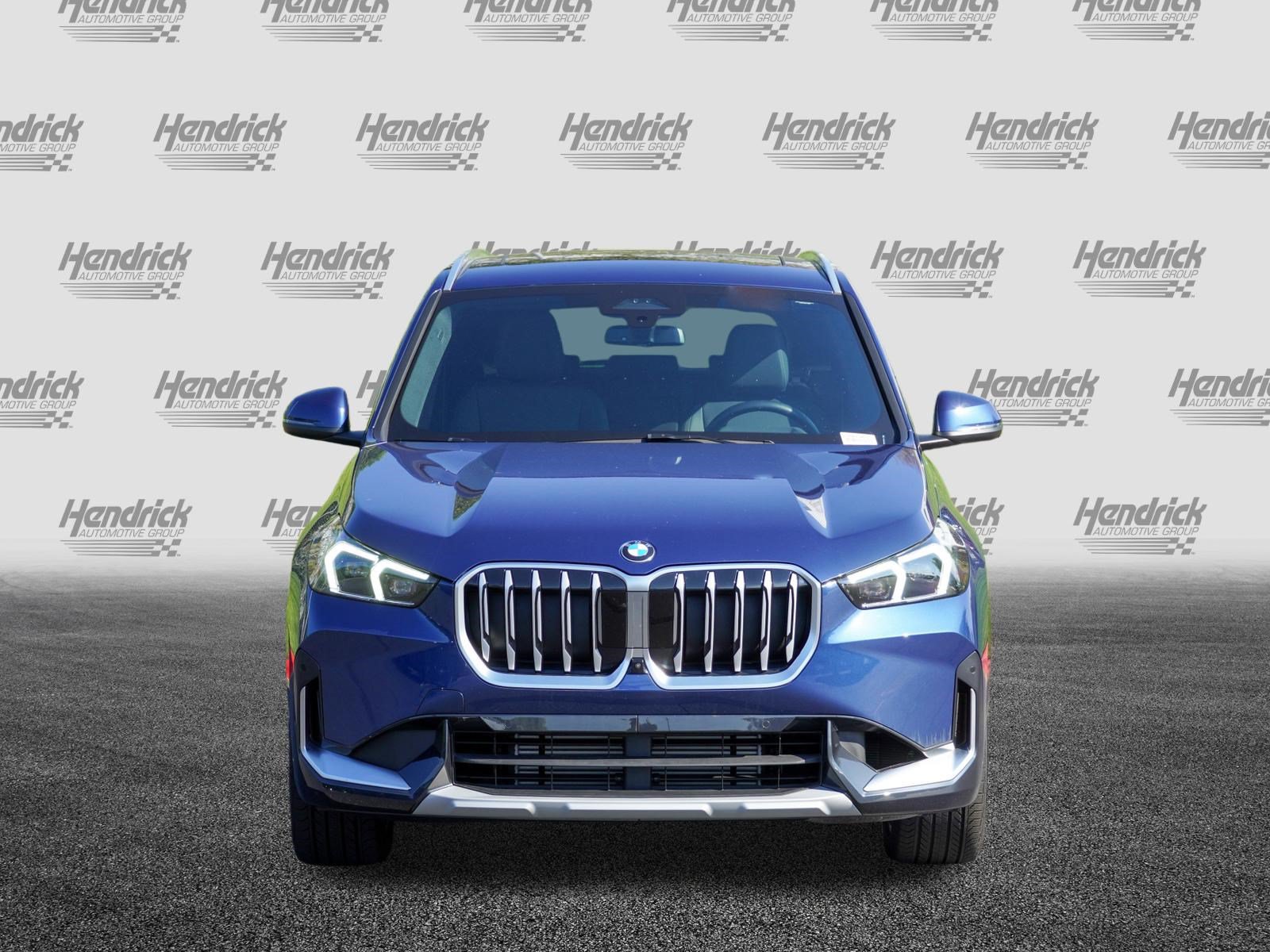 Certified 2025 BMW X1 xDrive28i AWD/4WD image 3