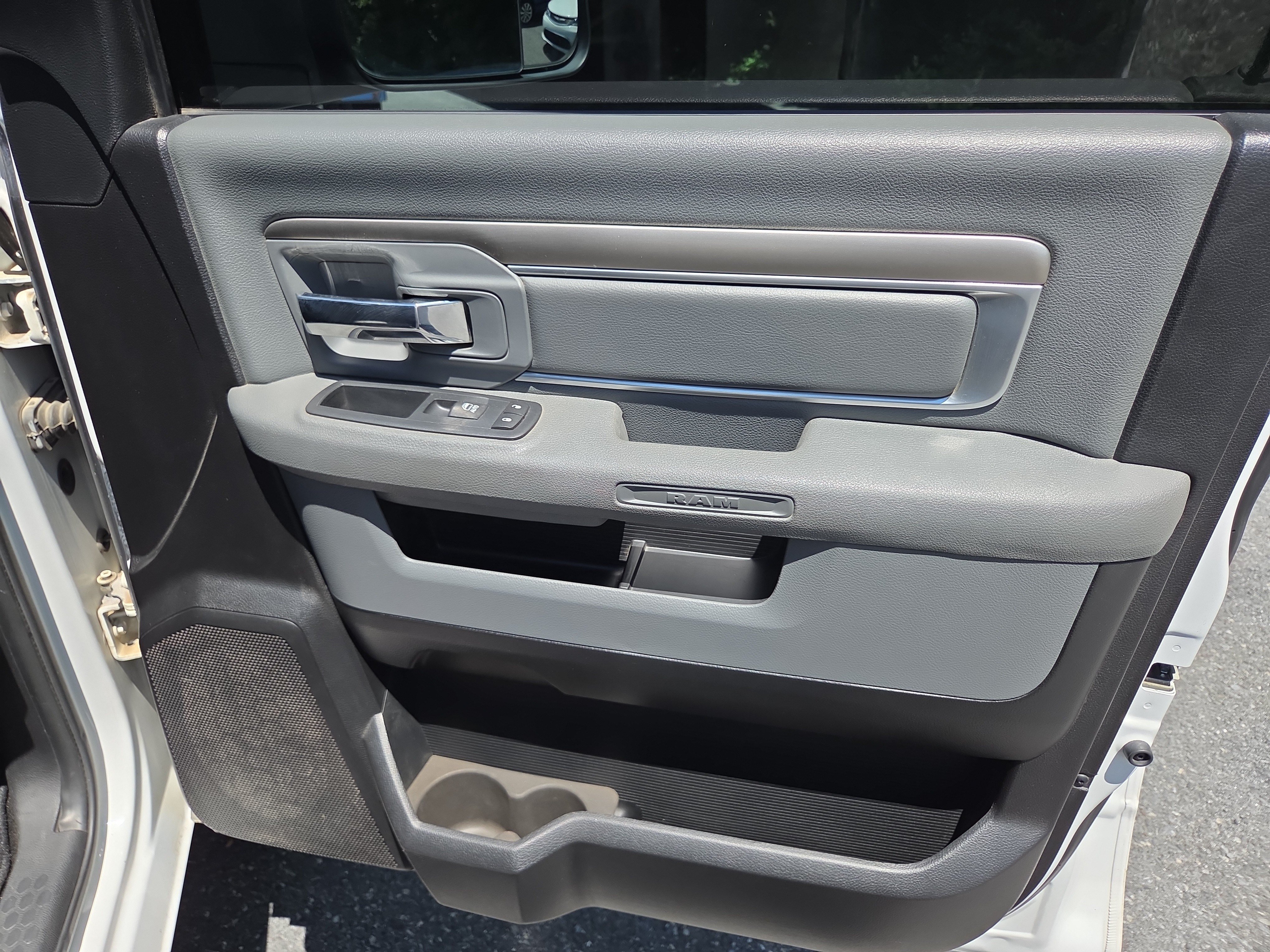 Certified 2016 RAM 1500 Big Horn AWD/4WD image 18