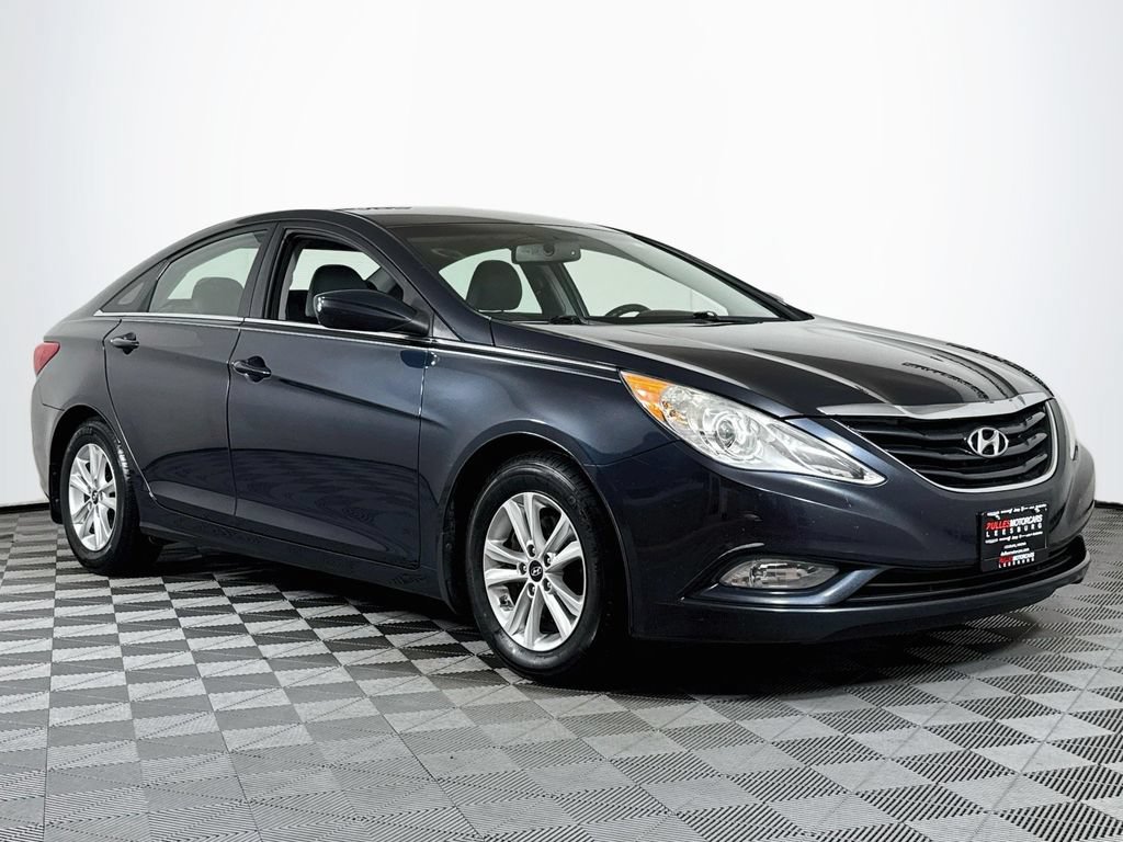 Used 2013 Hyundai Sonata GLS w/ Popular Equipment Pkg