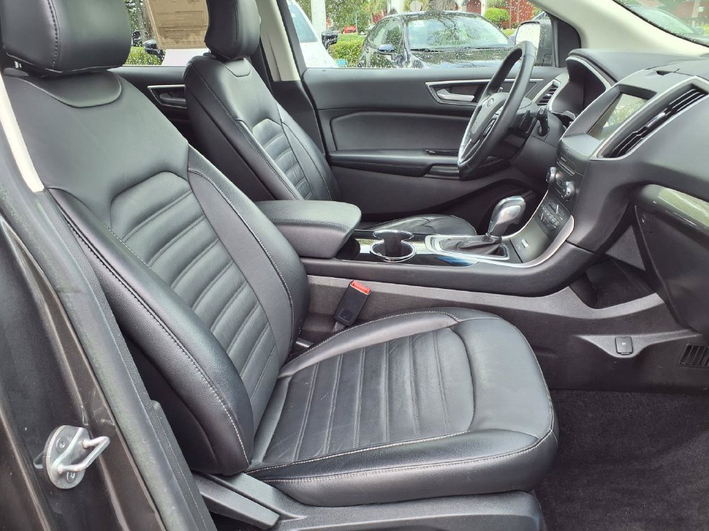 Used 2017 Ford Edge SEL w/ Equipment Group 201A FWD image 15