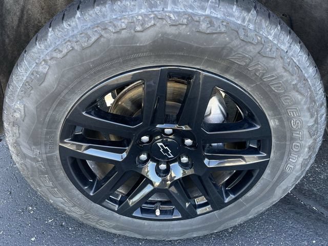 Used 2025 Chevrolet Silverado 1500 LT Trail Boss w/ Protection Package AWD/4WD image 32