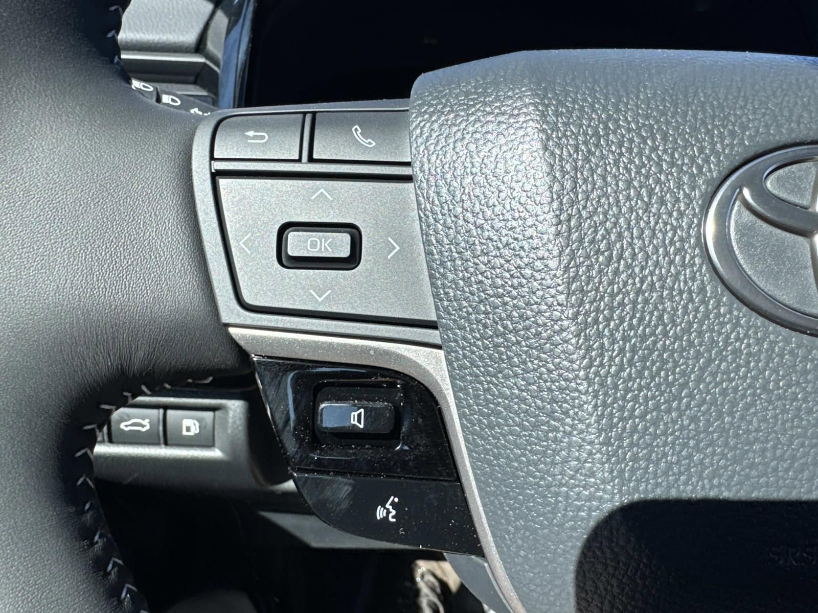 New 2026 Toyota Camry SE FWD image 14