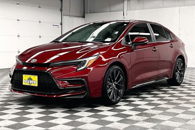 Used 2023 Toyota Corolla SE image 11