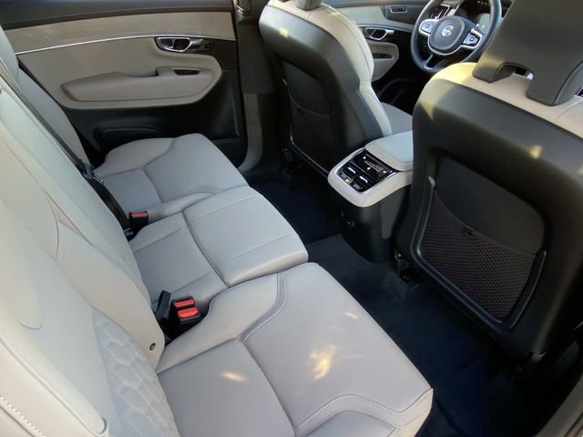 New 2026 Volvo XC90 B6 Plus w/ Protection Package Premier image 15