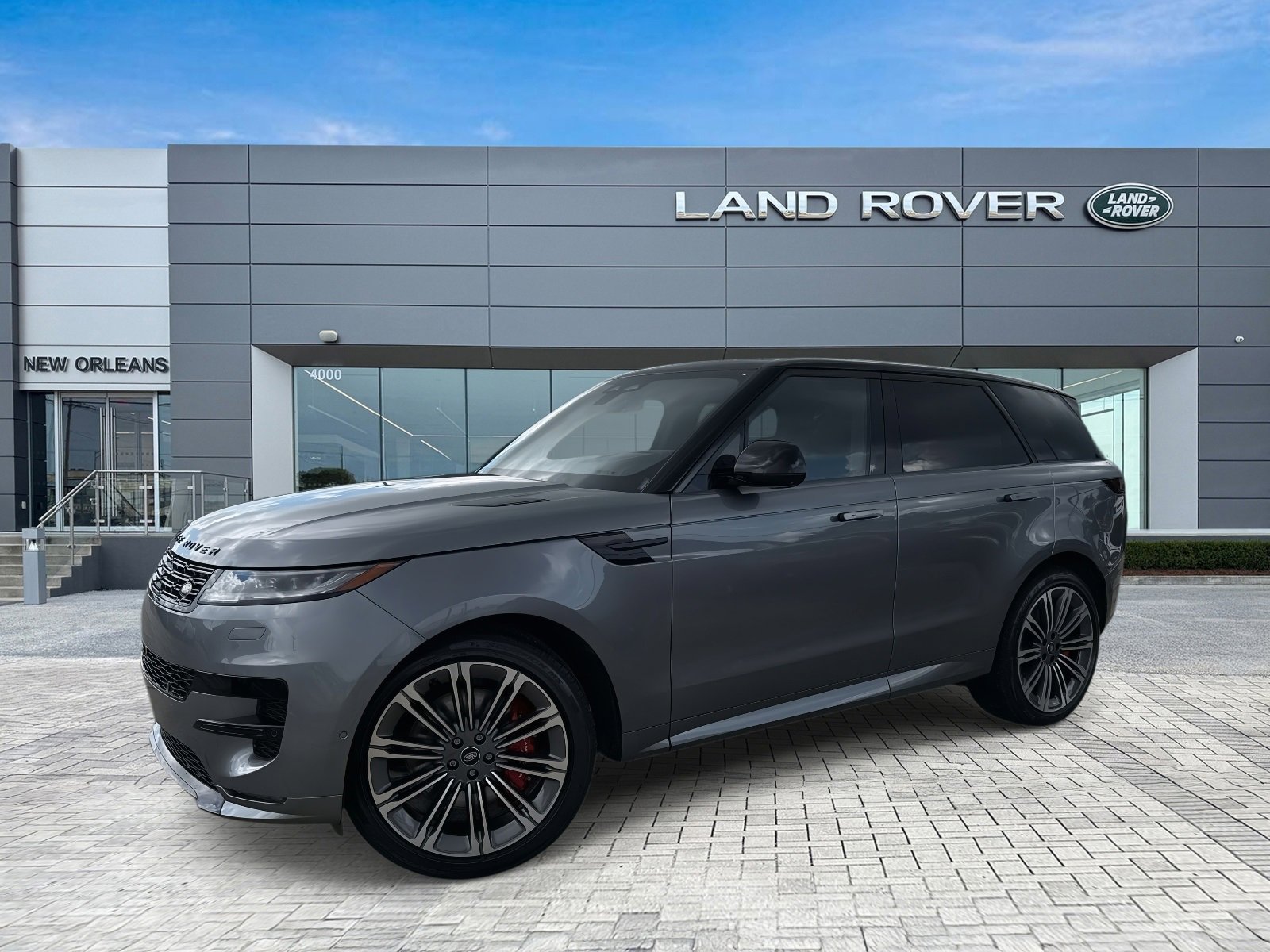 New 2025 Land Rover Range Rover Sport Dynamic SE