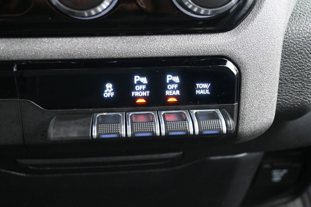 Used 2025 RAM 1500 Classic Warlock AWD/4WD image 23