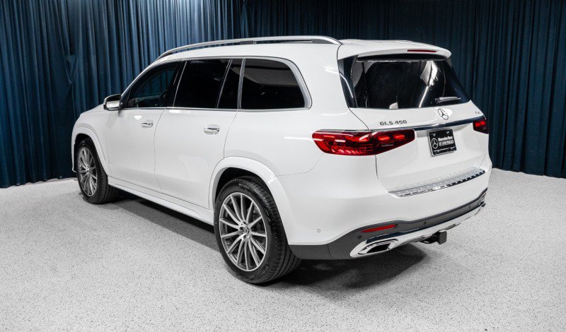 New 2026 Mercedes-Benz GLS 450 4MATIC image 10