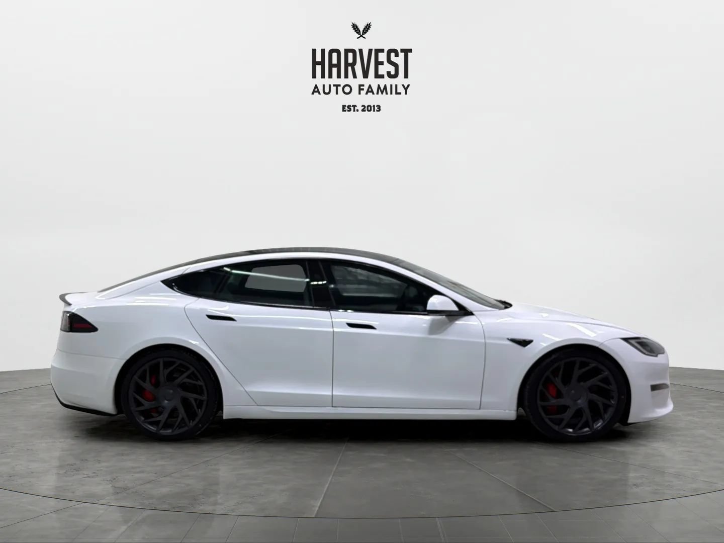 Used 2024 Tesla Model S Plaid AWD/4WD image 9