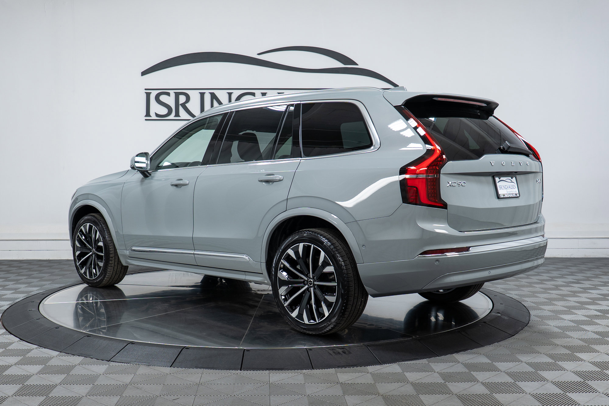 New 2026 Volvo XC90 B6 Plus w/ Protection Package Premier image 7