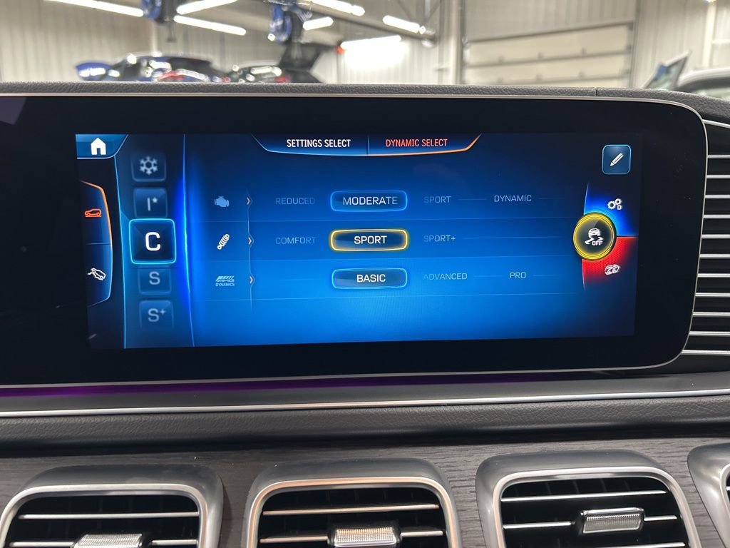 Used 2025 Mercedes-Benz GLE 53 AMG 4MATIC Coupe image 19