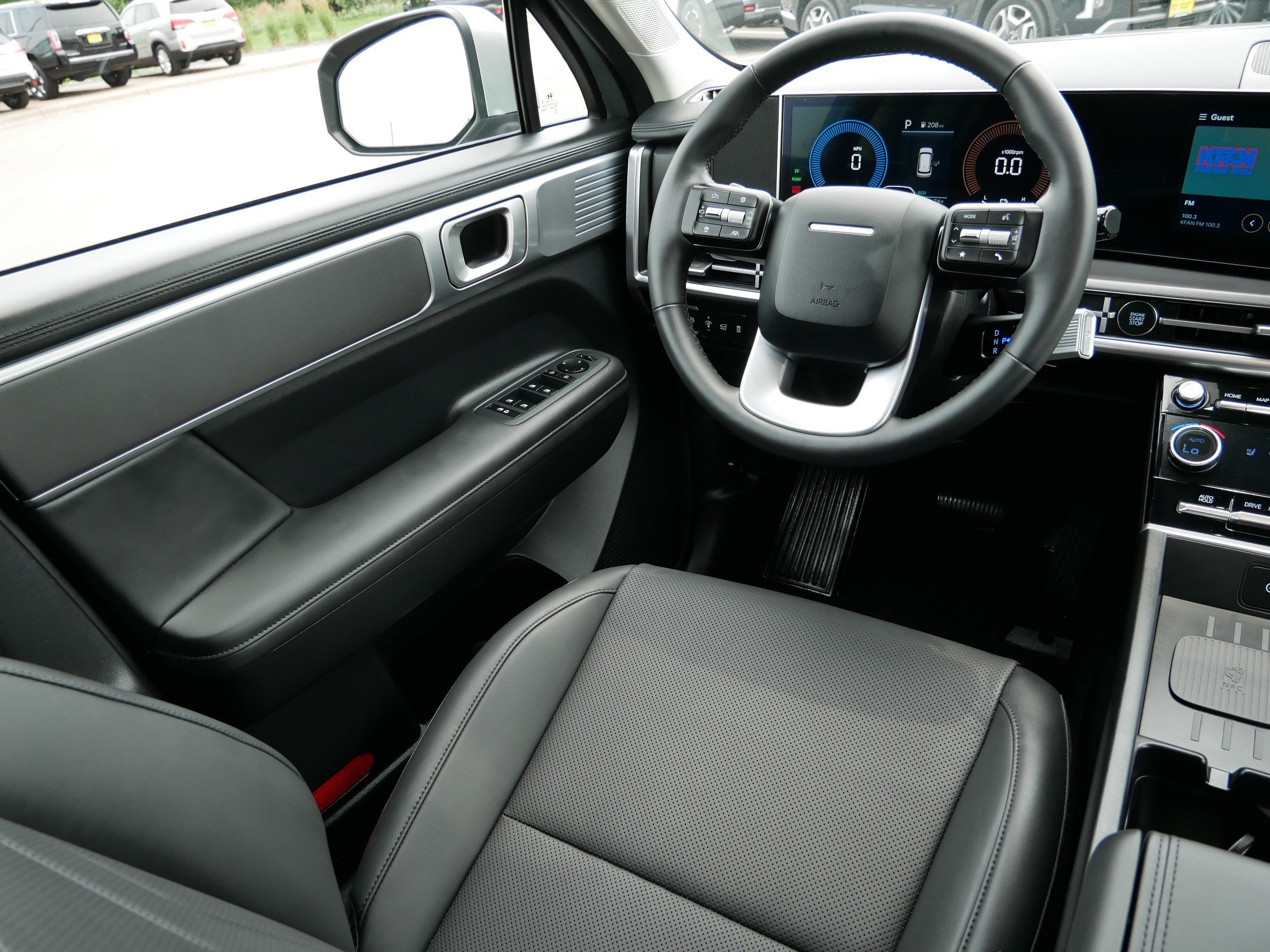 Certified 2026 Hyundai Santa Fe SEL AWD/4WD image 9