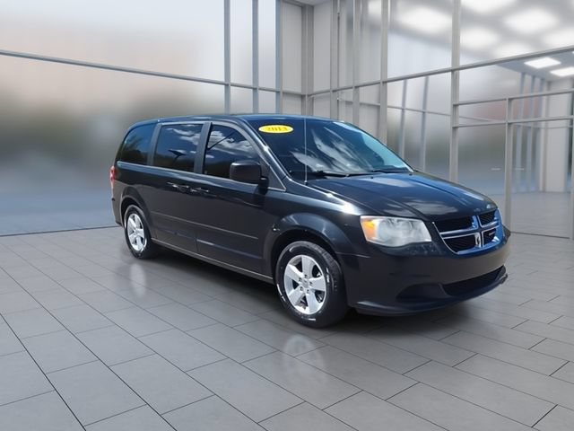 Used 2013 Dodge Grand Caravan SE FWD image 2