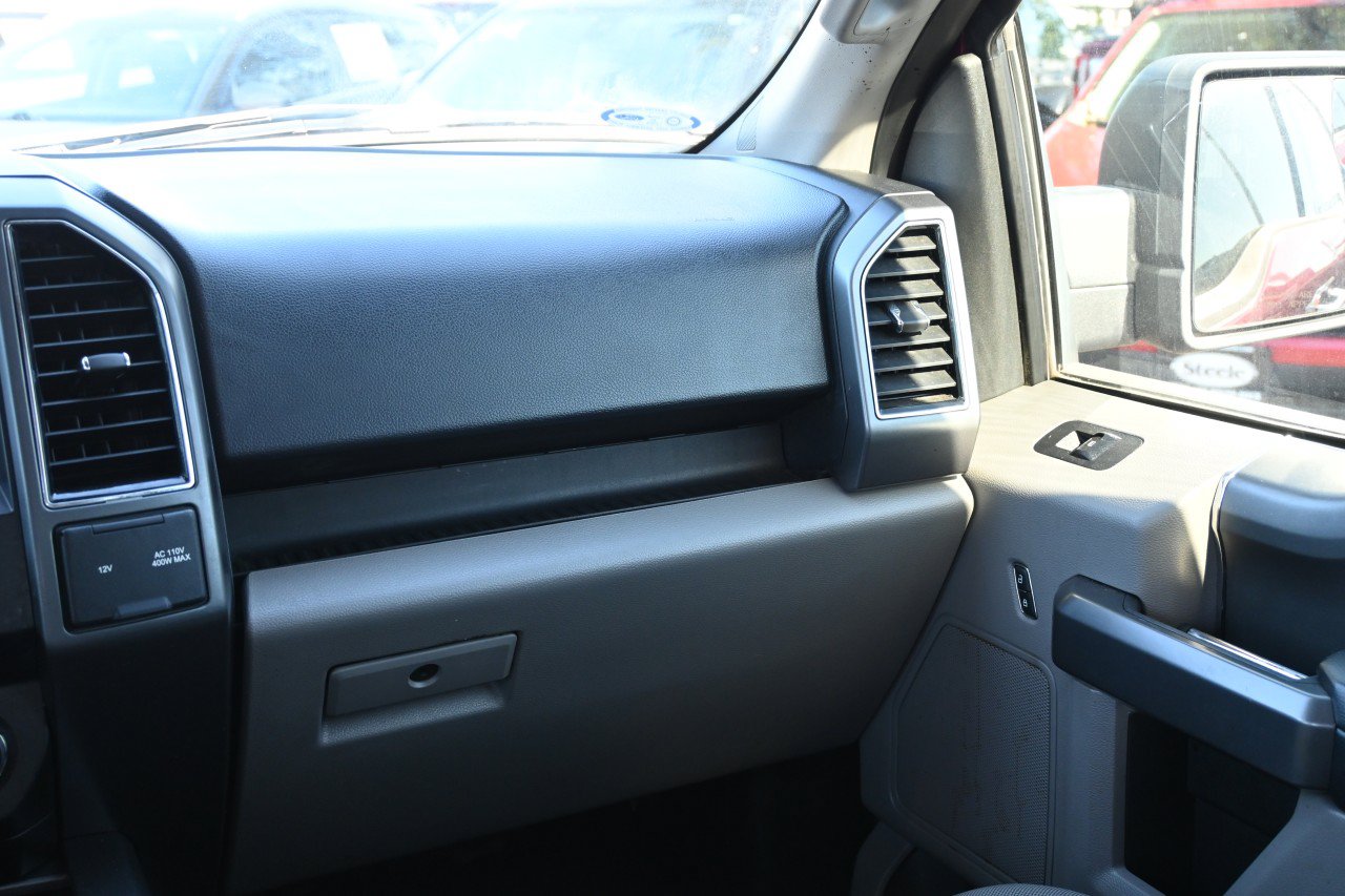 Used 2020 Ford F150 XLT w/ Equipment Group 302A Luxury AWD/4WD image 8