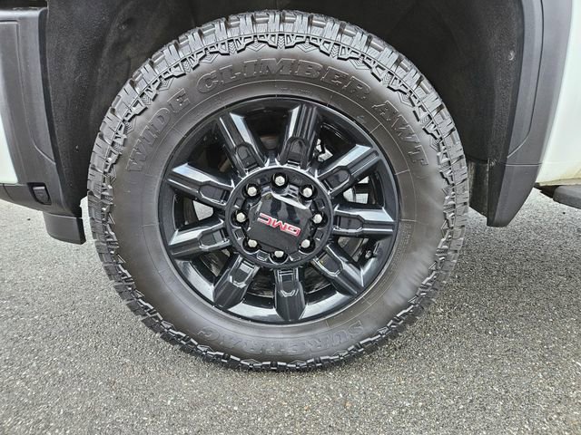 Used 2024 GMC Sierra 3500 AT4 w/ AT4 Preferred Package image 10