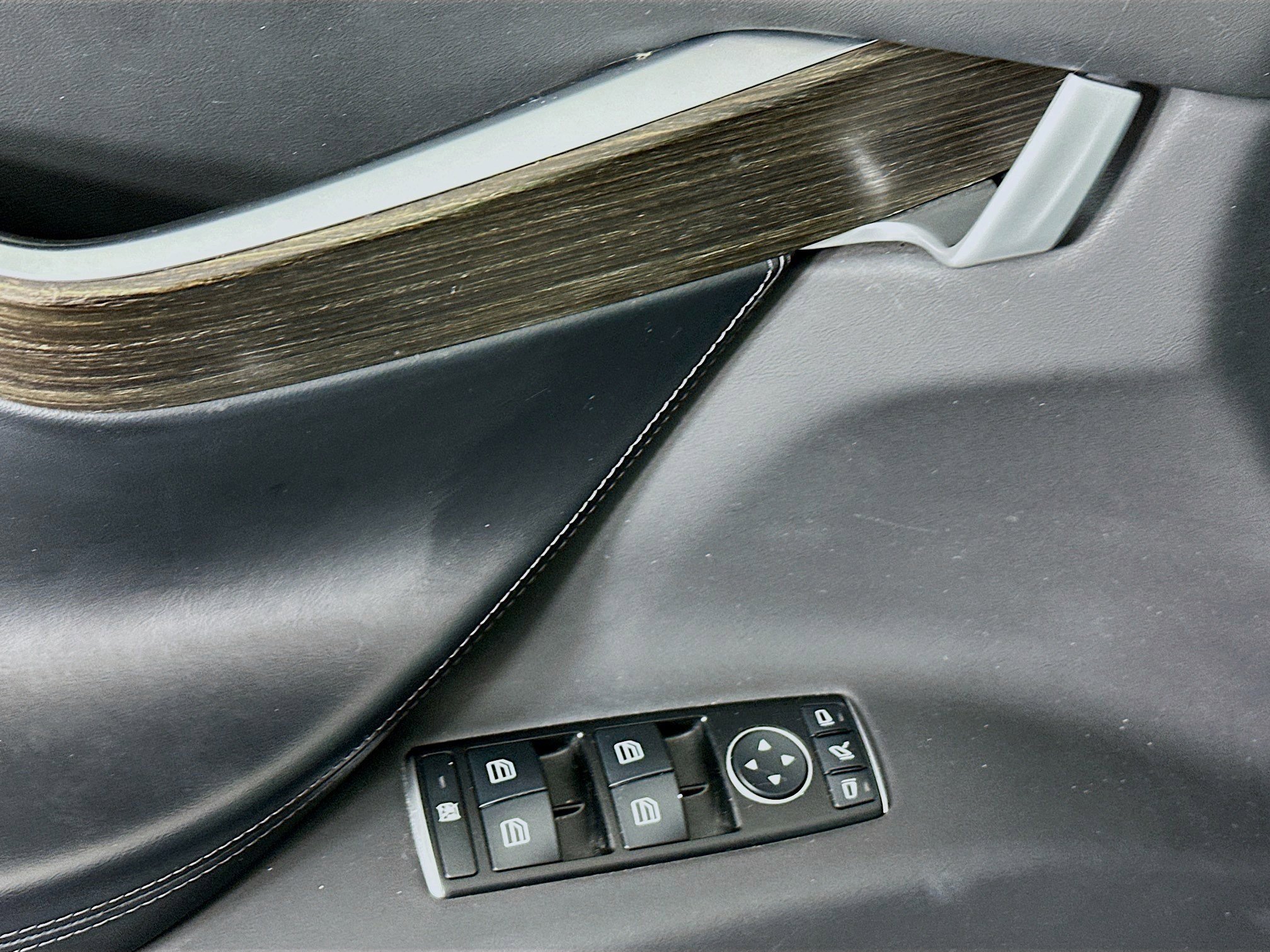 Used 2016 Tesla Model X 90D image 15