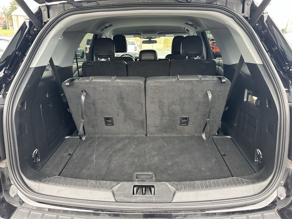 Used 2024 Ford Explorer XLT w/ Equipment Group 202A image 38