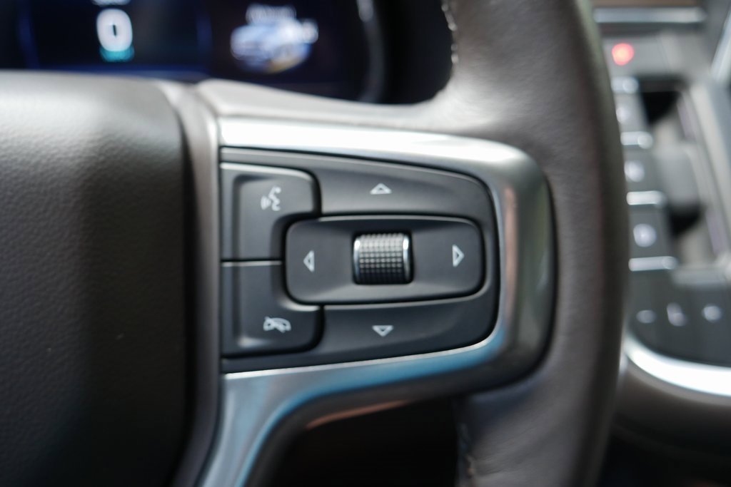 Used 2022 Chevrolet Tahoe LT w/ Luxury Package image 14