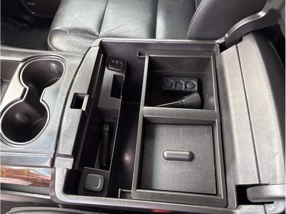 Used 2019 Chevrolet Tahoe LT RWD image 38