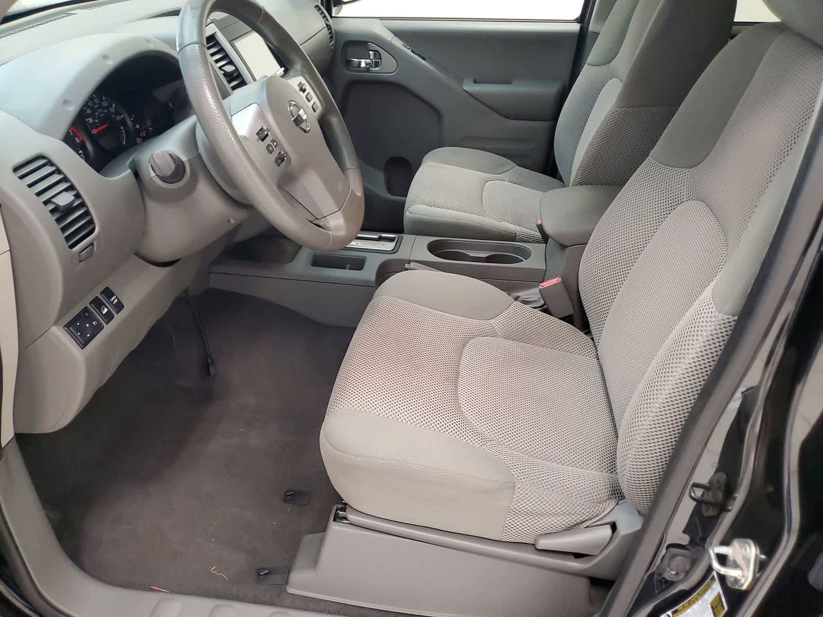 Used 2019 Nissan Frontier SV AWD/4WD image 14