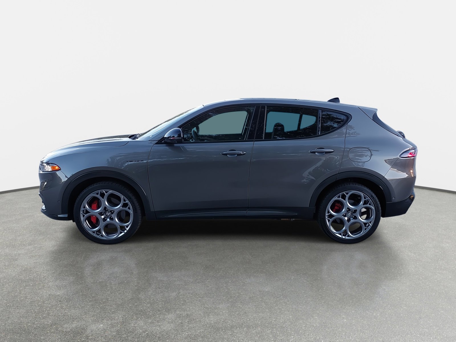 Used 2024 Alfa Romeo Tonale Veloce image 8