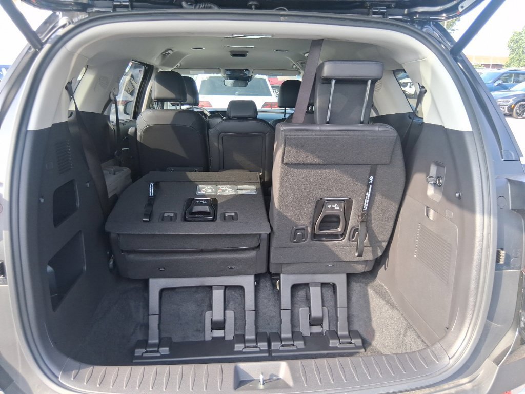 Certified 2026 Kia Carnival EX FWD image 18