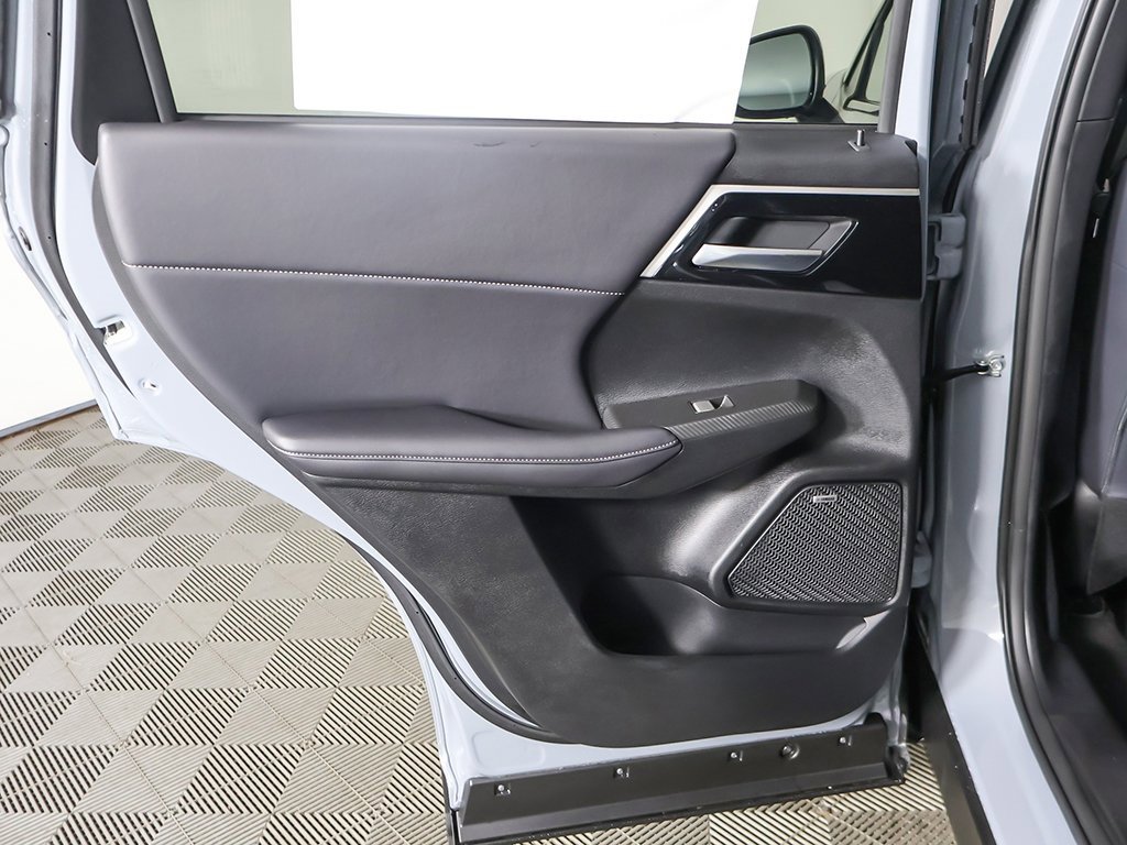 New 2026 Mitsubishi Outlander Trail Edition image 27