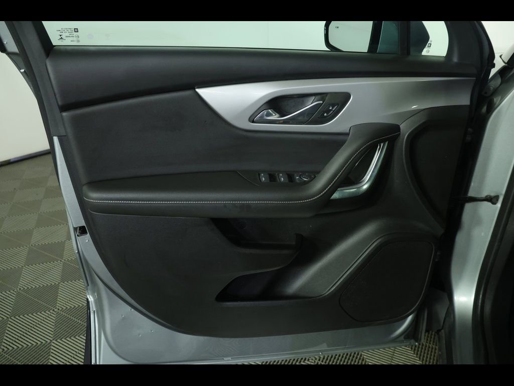 Used 2023 Chevrolet Blazer LT w/ Driver Confidence Package image 21