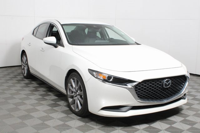 Used 2022 MAZDA MAZDA3 s image 1