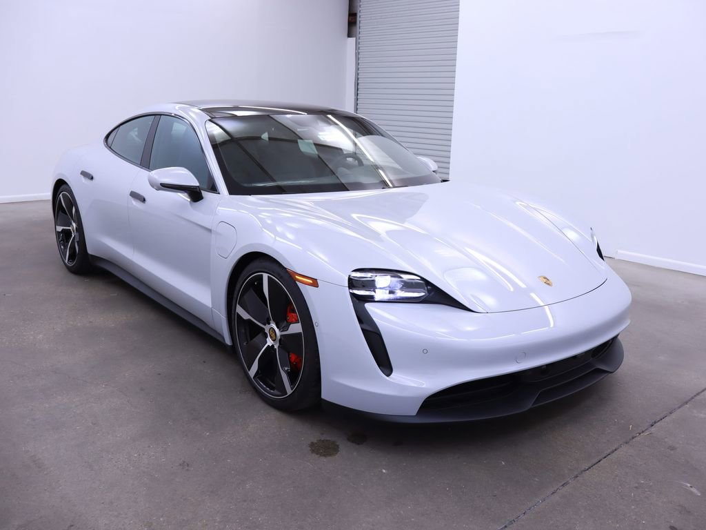New 2024 Porsche Taycan 4S image 9