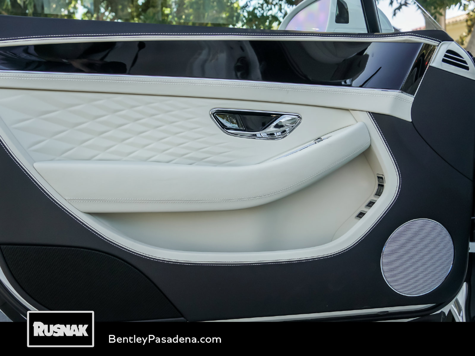 New 2027 Bentley Continental GTC AWD/4WD image 26