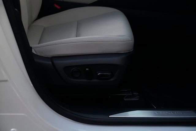 Used 2023 Lexus RX 350 Premium w/ Accessory Package image 35