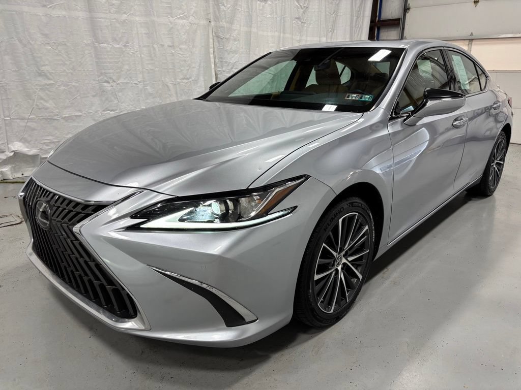 Used 2022 Lexus ES 250 w/ Premium Package AWD/4WD image 3