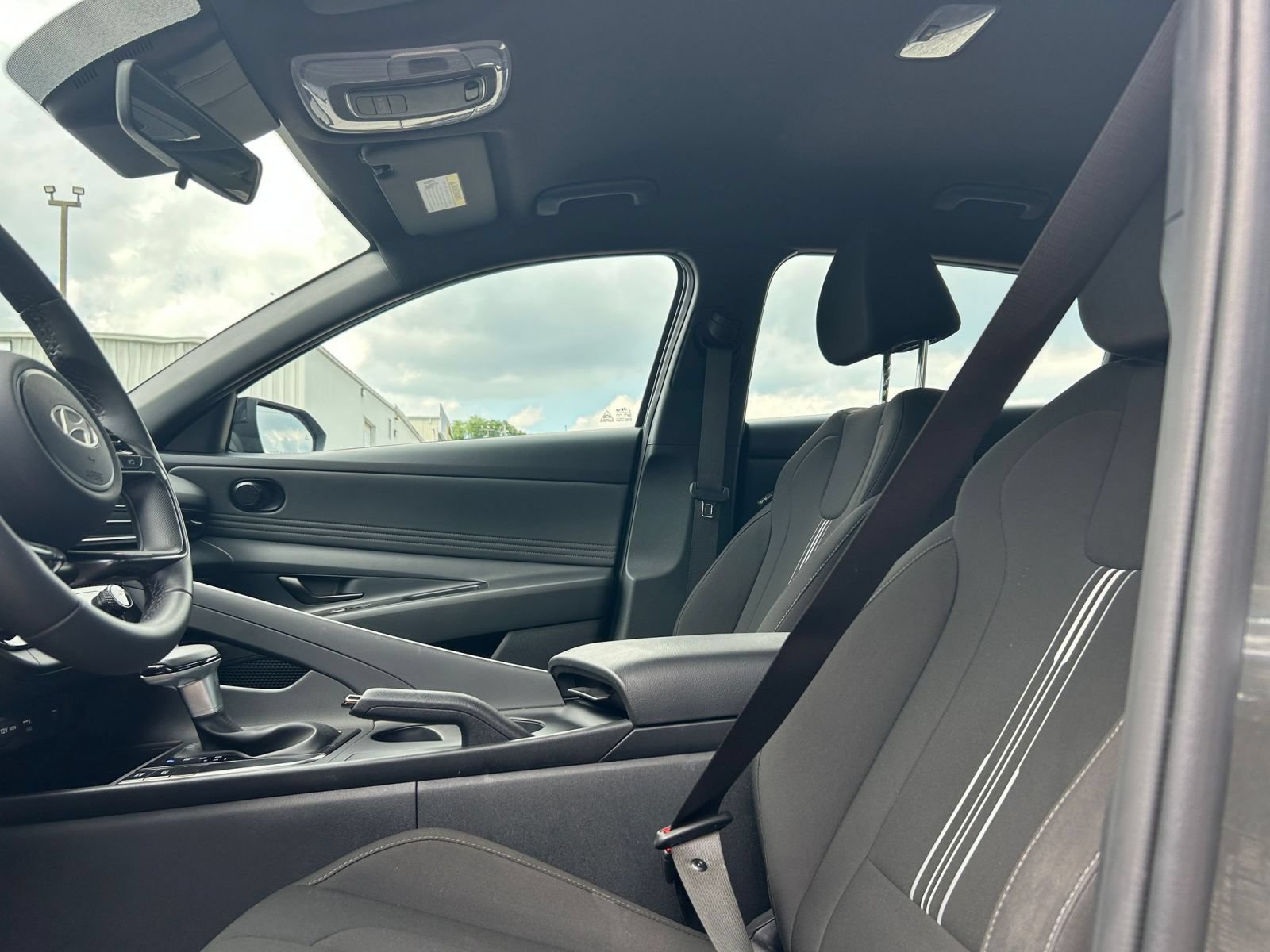 Used 2026 Hyundai Elantra Sport FWD image 22