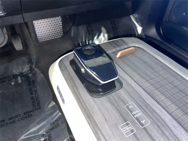 Certified 2024 Nissan Ariya AWD image 28