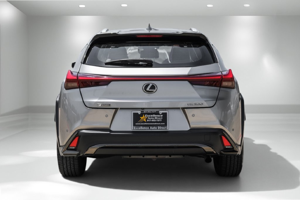 Used 2019 Lexus UX 200 F Sport w/ F Sport Premium Package FWD image 10