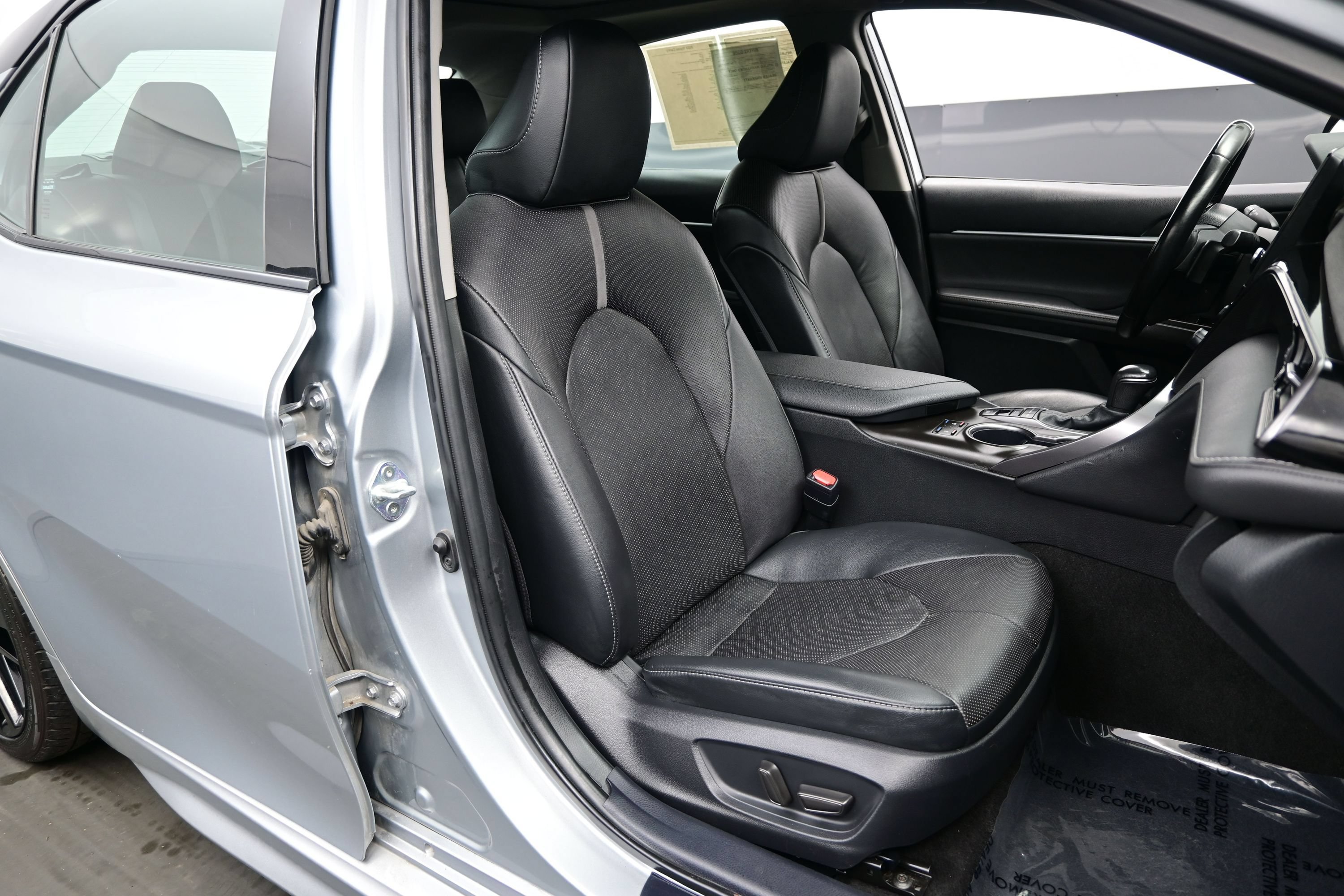 Used 2023 Toyota Camry XSE w/ Navigation Package FWD image 14