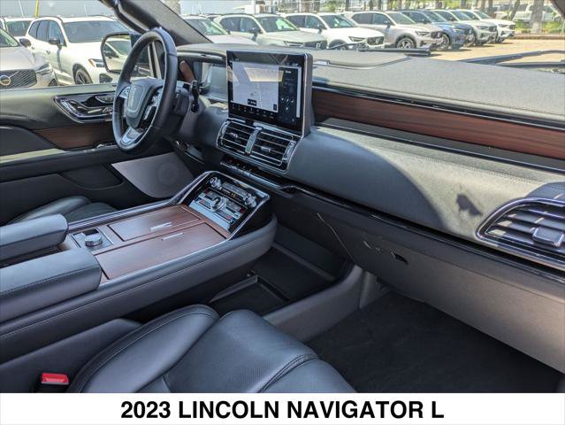 Certified 2023 Lincoln Navigator L Reserve AWD/4WD image 26