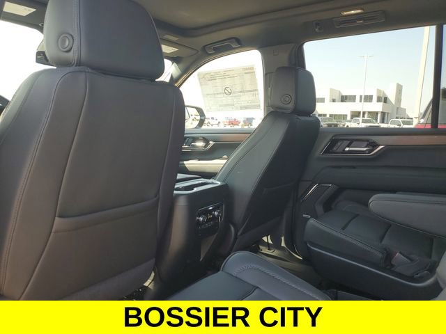 New 2026 GMC Yukon Denali w/ Sun & Power Step Package AWD/4WD image 12
