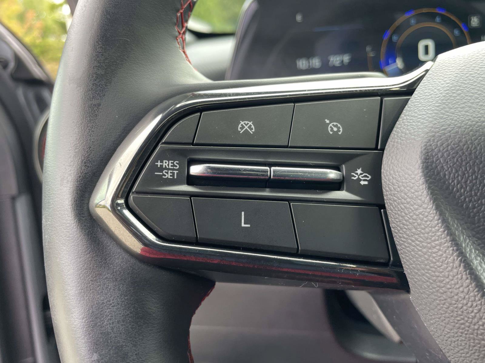 Used 2025 Chevrolet Equinox RS w/ Safety and Technology Package FWD image 19