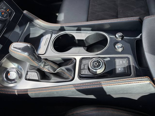 Used 2023 Nissan Maxima SR w/ Sport Mat Group FWD image 12