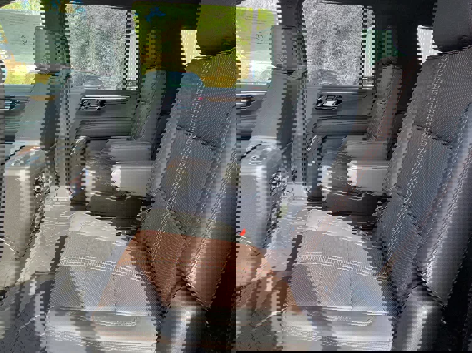 New 2026 Chevrolet Suburban High Country image 35