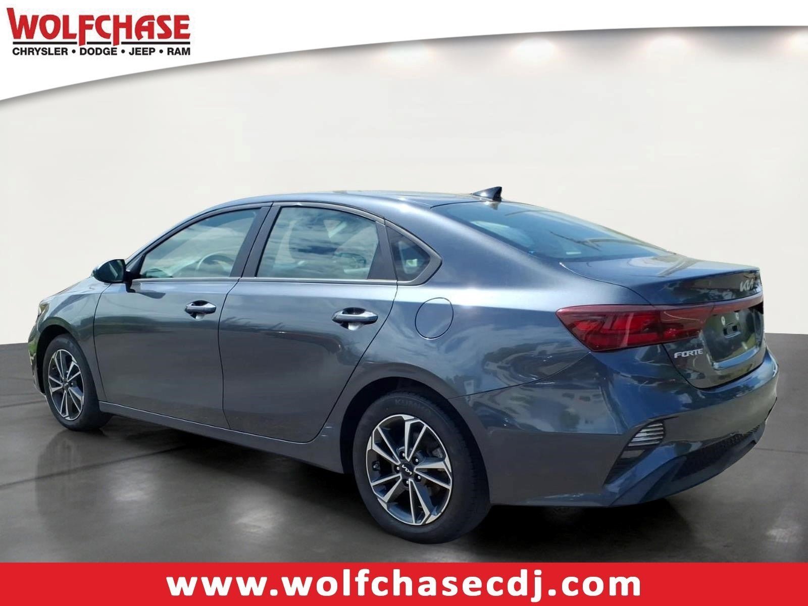 Used 2024 Kia Forte LXS FWD image 3