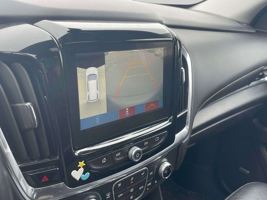 Used 2019 Chevrolet Traverse LT w/ LT Premium Package AWD/4WD image 30
