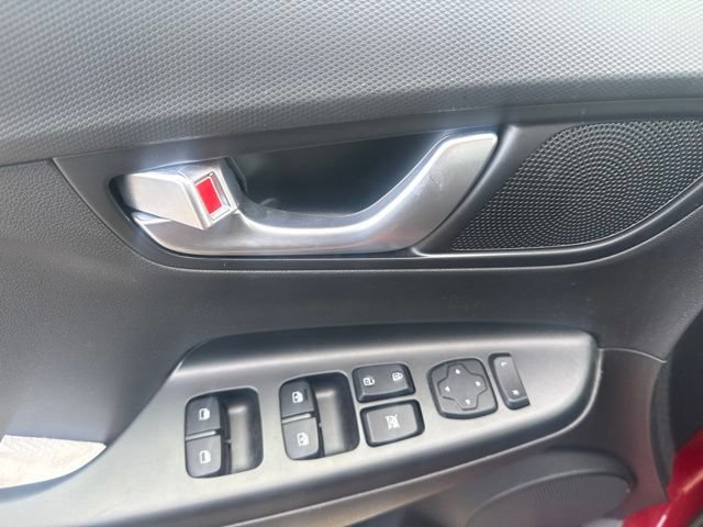 Used 2022 Hyundai Kona SEL w/ Convenience Package FWD image 12